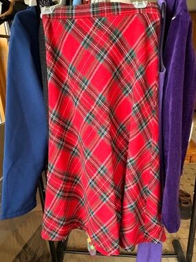 Vermont Country Store Red Tartan Long Wool Elasticized Waist Sweater--Small